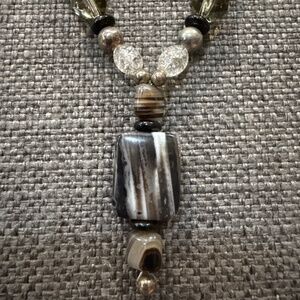 Banded agate necklace